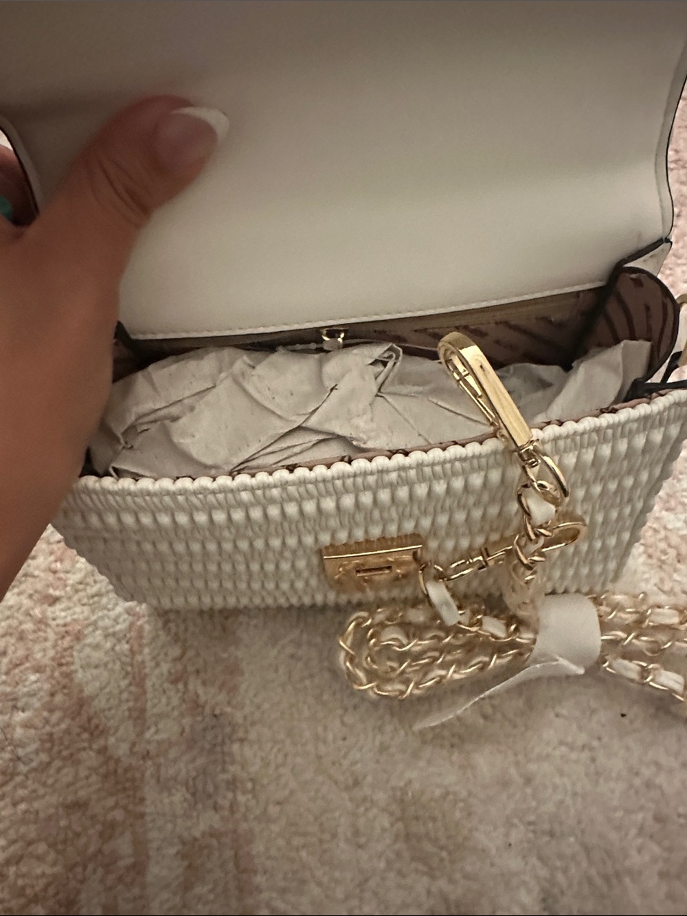 Aldo Cream Woven Top-Handle Bag with Gold Chain - Picture 6 of 6